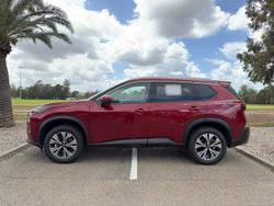 2025 Nissan X-TRAIL ST-L