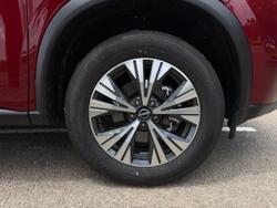 2025 Nissan X-TRAIL ST-L