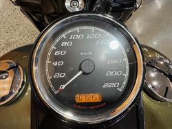 2017 Harley-davidson FLHRXS ROAD KING SPECIAL Beige