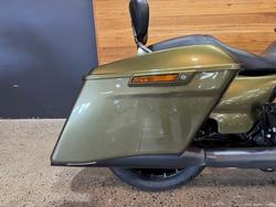 2017 Harley-davidson FLHRXS ROAD KING SPECIAL Beige