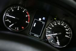 2025 Toyota Hilux SR5 48V