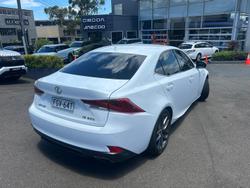 2017 Lexus IS 350 F Sport