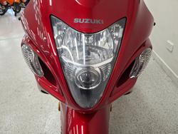 2016 Suzuki GSX1300RA (HAYABUSA) Red
