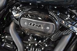 2021 Harley-davidson FLHRXS ROAD KING SPECIAL SNAKE VENOM