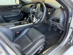 2021 Jaguar XE P300 R-Dynamic HSE