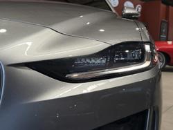 2021 Jaguar XE P300 R-Dynamic HSE