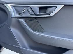 2018 Jaguar F-TYPE R-Dynamic 221kW