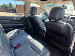 2016 Nissan Pathfinder ST-L