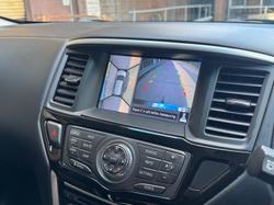 2016 Nissan Pathfinder ST-L