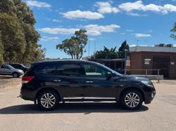2016 Nissan Pathfinder ST-L