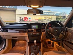 2010 BMW 3 Series 323i Lifestyle