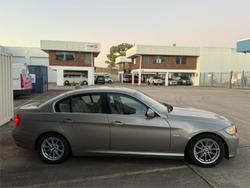 2010 BMW 3 Series 323i Lifestyle