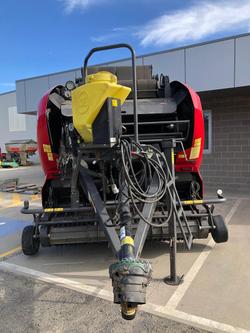 0 Massey Ferguson Mf4160v Xtra 13 Round Baler 1.6M, 13 Knifes 18,920 Bales Red