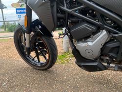 2023 CFMOTO 300 NK ABS Black