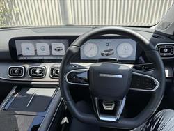 2025 Jaecoo J8 Track