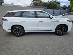 2025 Jaecoo J8 Track