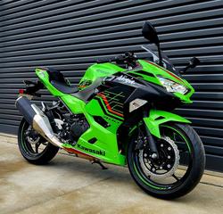 Kawasaki Ninja 400 Special Edition (EX400G)