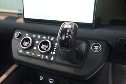 2022 Land Rover Defender 110 P400 75th Edition