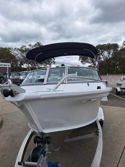 2025 QUINTREX 481 Fishabout Pro