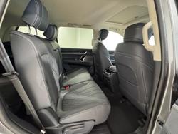 2025 LDV D90 Executive