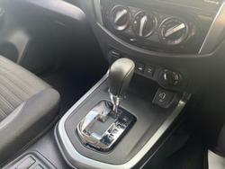 2022 Nissan Navara ST