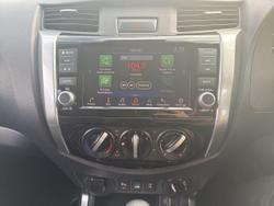 2022 Nissan Navara ST