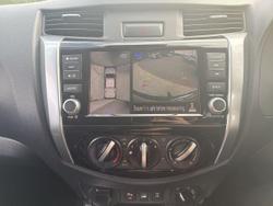 2022 Nissan Navara ST