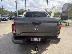 2022 Nissan Navara ST