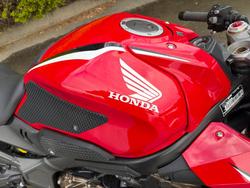 2019 Honda CBR650R Red