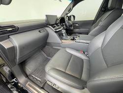 2023 Toyota Landcruiser VX