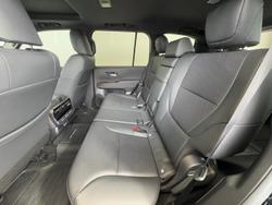 2023 Toyota Landcruiser VX