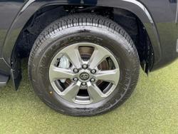 2023 Toyota Landcruiser VX