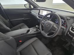 2022 Lexus UX 250h Luxury