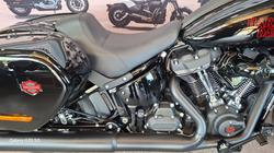 2025 Harley-davidson FXLRST LOW RIDER ST (117) Vivid Black