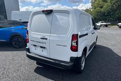 2024 Peugeot Partner Pro