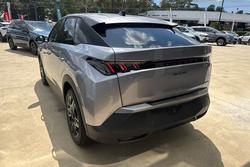 2025 Peugeot 3008 Allure Hybrid