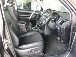 2022 Toyota Landcruiser Prado VX