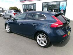 2014 Volvo V40 T4 Luxury