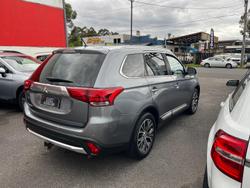 2016 Mitsubishi Outlander LS