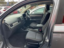 2016 Mitsubishi Outlander LS