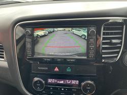 2016 Mitsubishi Outlander LS