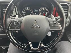 2016 Mitsubishi Outlander LS