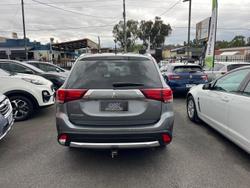 2016 Mitsubishi Outlander LS