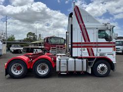 2005 Kenworth K104