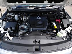 2022 Mitsubishi Pajero Sport GLX