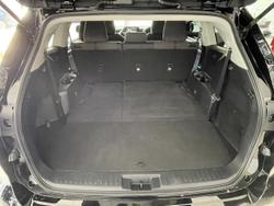 2022 Toyota Kluger GX