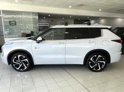 2023 Mitsubishi Outlander PHEV Exceed