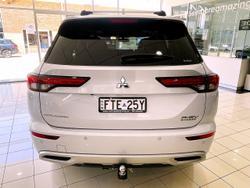 2023 Mitsubishi Outlander PHEV Exceed