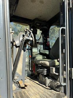 John Deere 670D Grader