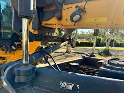 John Deere 670D Grader